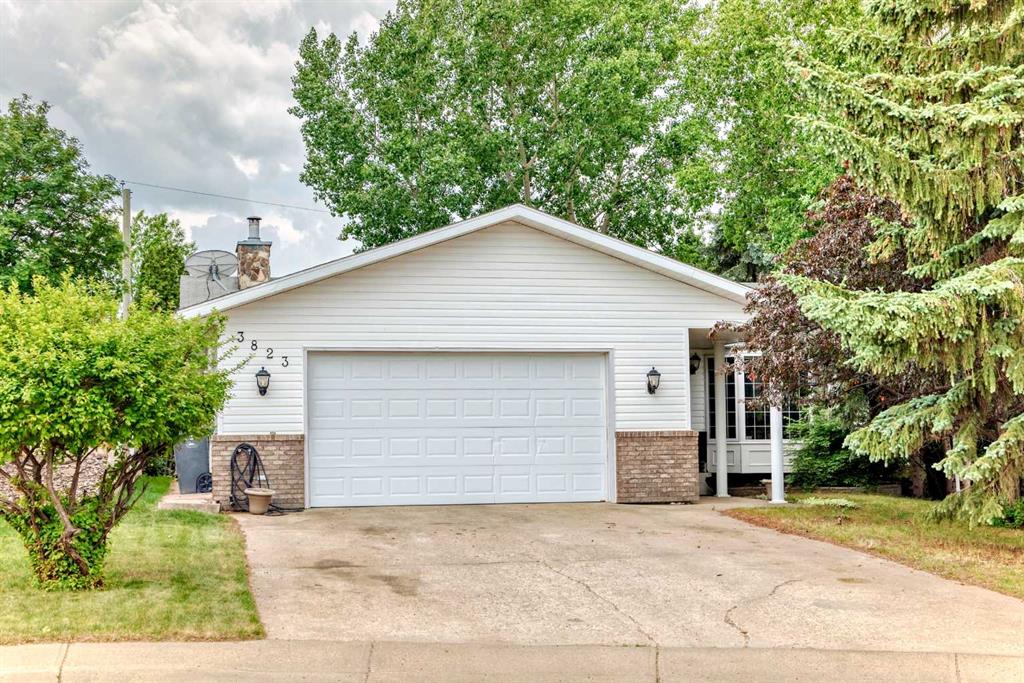 Picture of 3823 51 Ave Close  , Ponoka Real Estate Listing