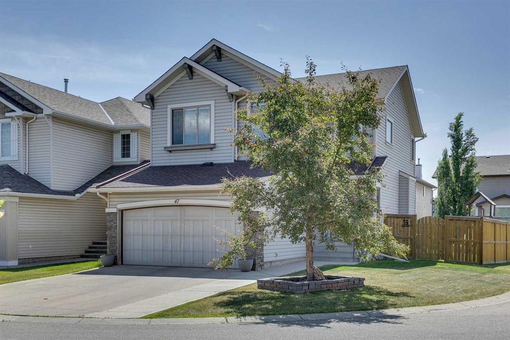 Picture of 47 New Brighton Link SE, Calgary Real Estate Listing