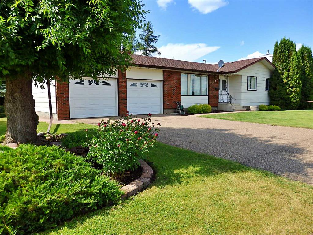 Picture of 4532 Stewart Crescent , Vermilion Real Estate Listing