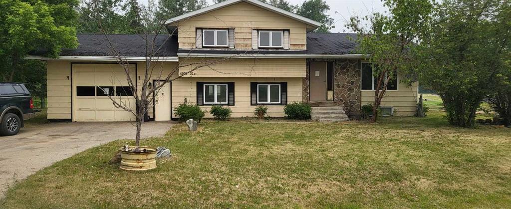 Picture of 4902 52 Street , Wanham Real Estate Listing