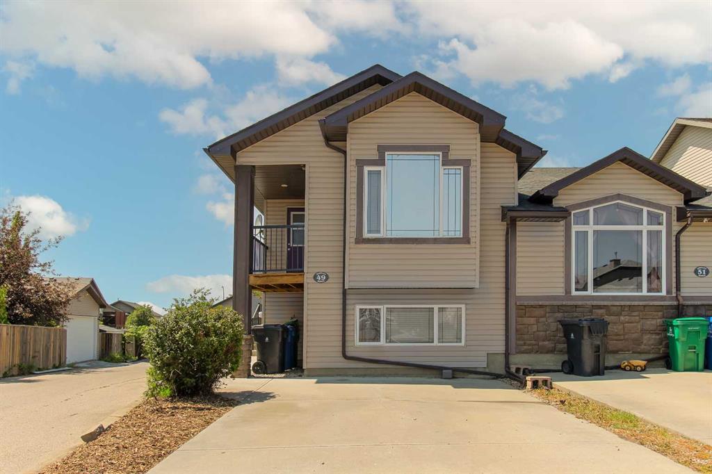 Picture of 49 Dorothy Gentleman Crescent N, Lethbridge Real Estate Listing