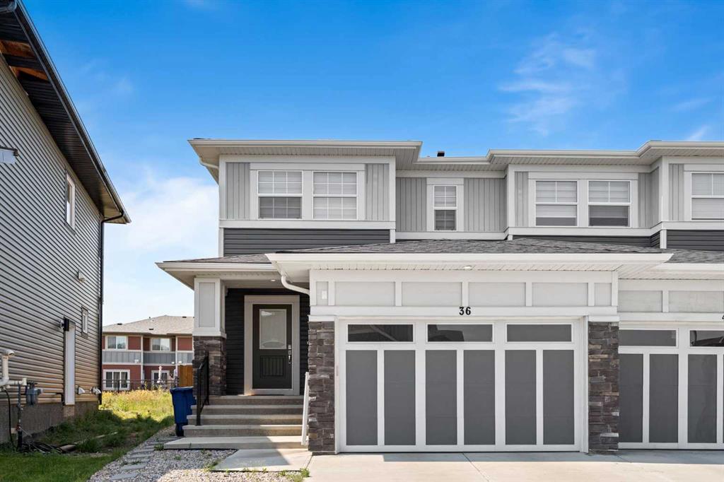Picture of 36 Midtown Close SW, Airdrie Real Estate Listing