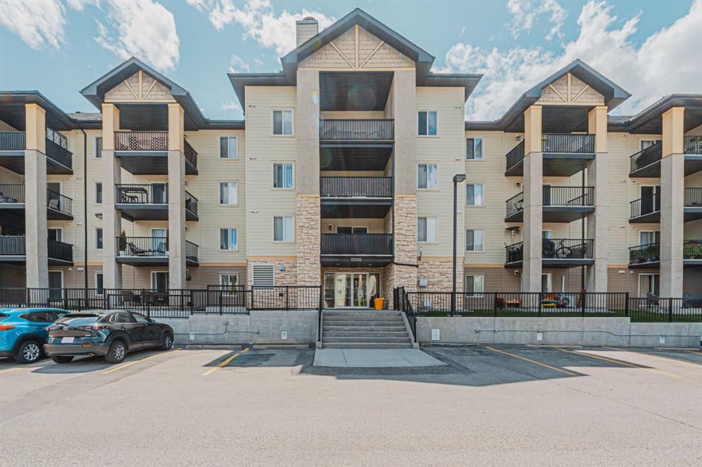 Picture of 7105, 304 Mackenzie Way SW, Airdrie Real Estate Listing