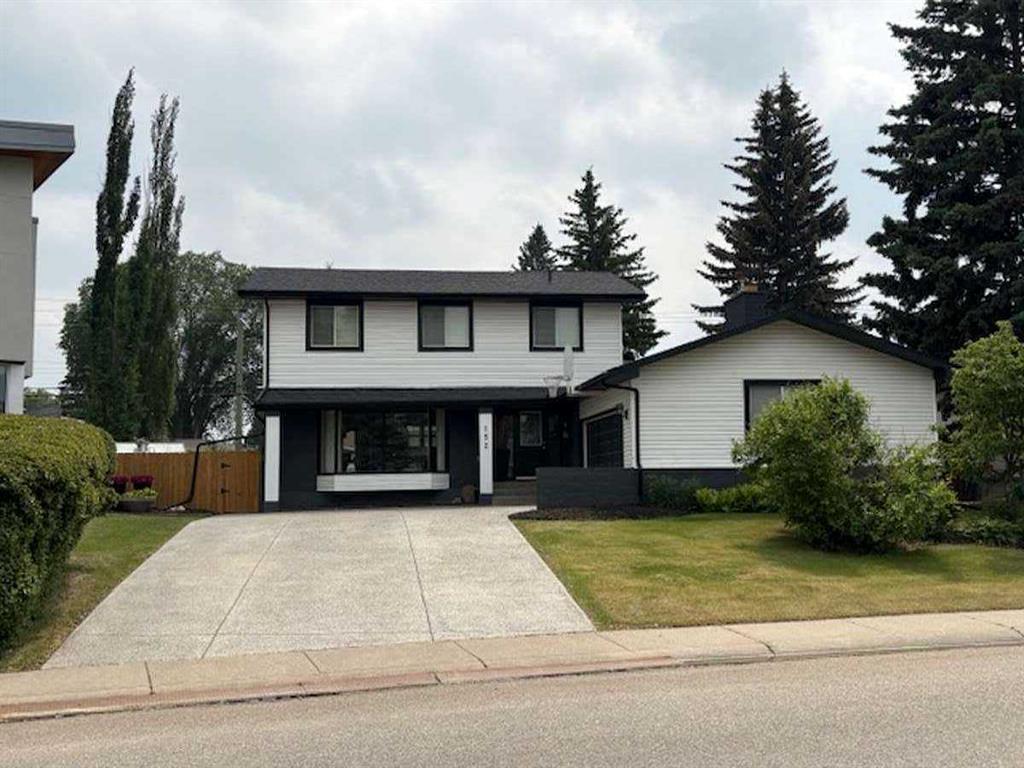 Picture of 152 Lake Linnet Close SE, Calgary Real Estate Listing