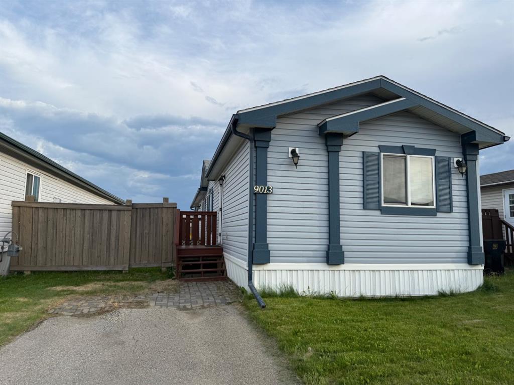 Picture of 9013 90 Avenue , Grande Prairie Real Estate Listing