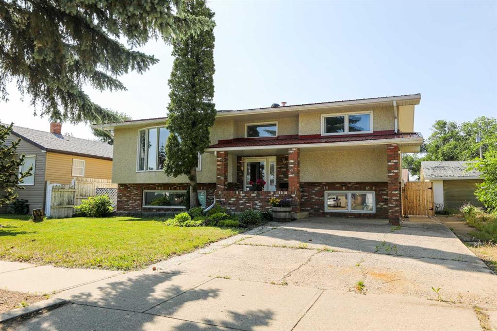 Picture of 5020 44 Avenue , Taber Real Estate Listing