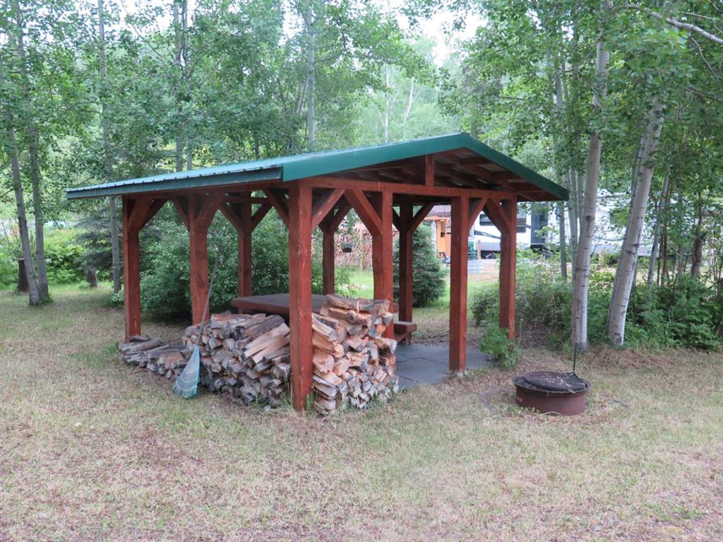 Picture of 10, 10405 Township Road 740  , Kinuso Real Estate Listing