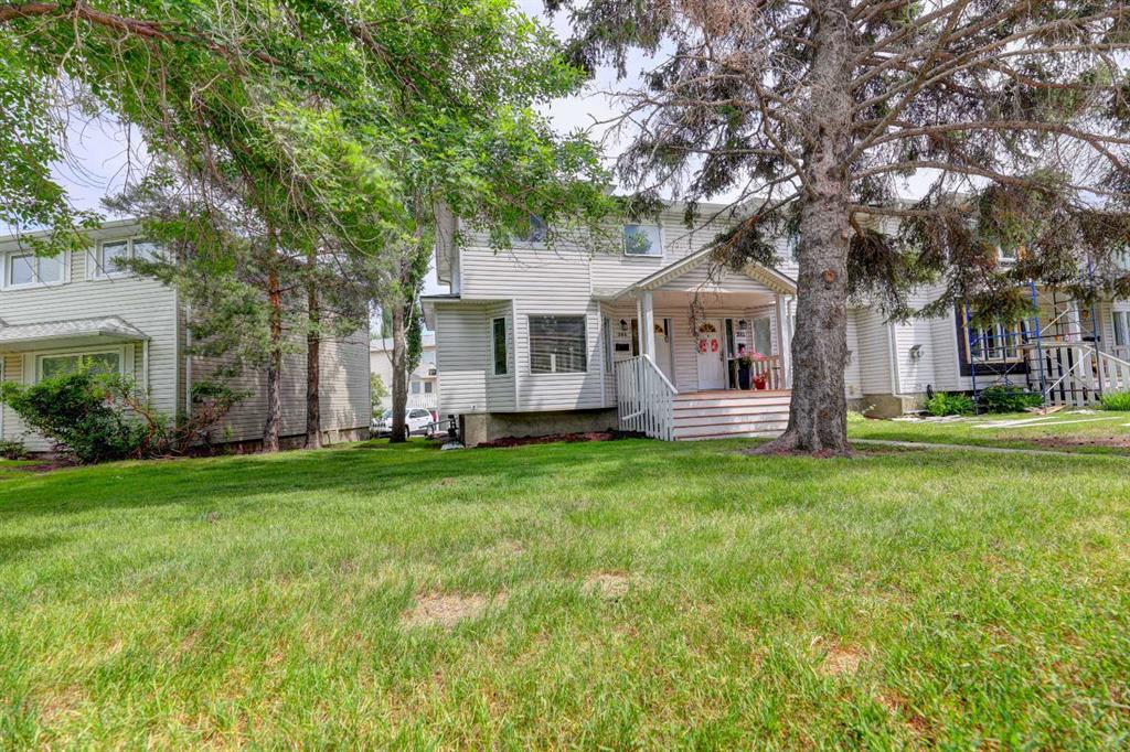 Picture of 384 Killarney Glen Court SW, Calgary Real Estate Listing