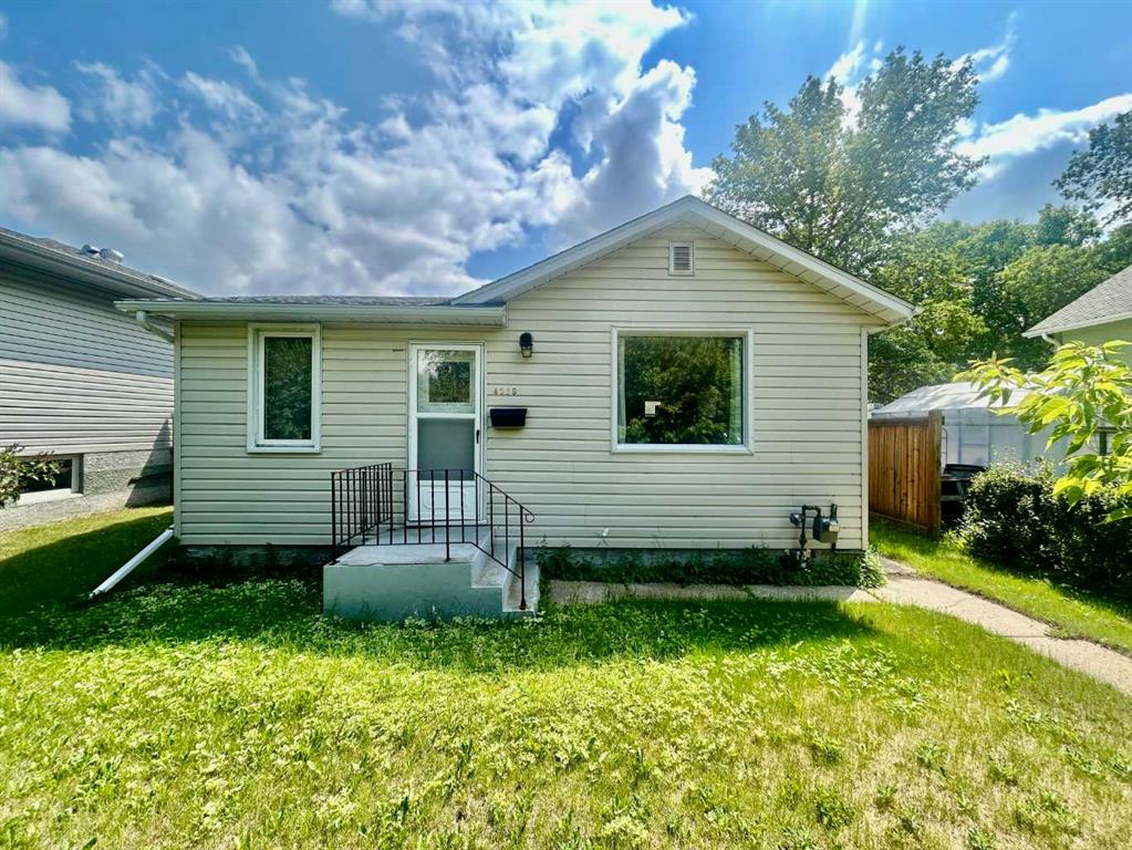 Picture of 4309 50 Avenue , Camrose Real Estate Listing