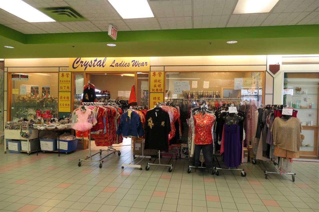 Picture of 250, 1623 Centre Street NW, Calgary Real Estate Listing