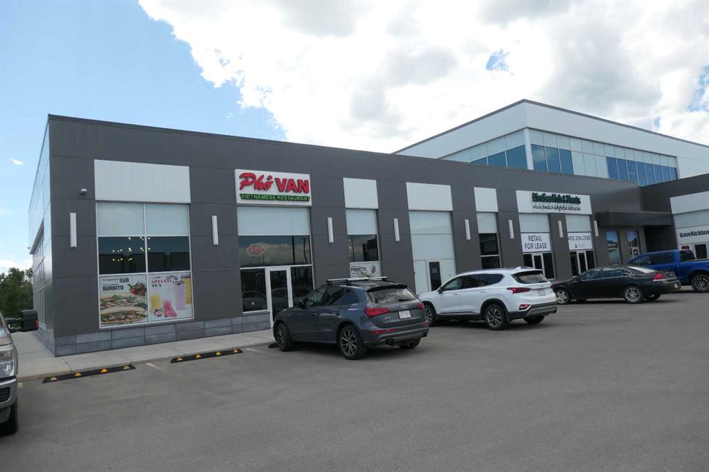 Picture of 2110, 4 Royal Vista Way NW, Calgary Real Estate Listing