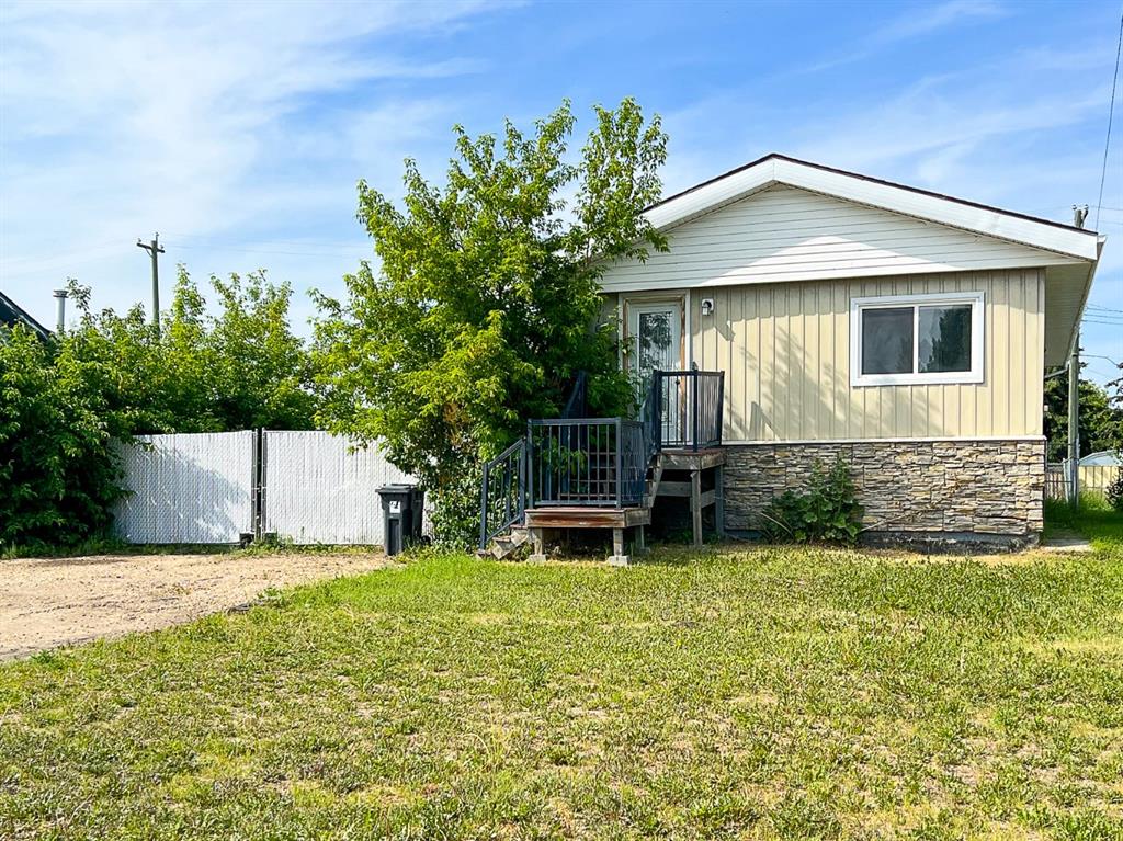 Picture of 9708 103 Avenue , Clairmont Real Estate Listing