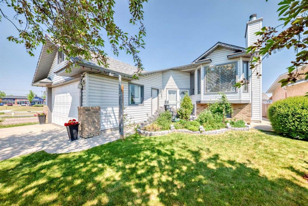 Picture of 68 Harvest Oak Way NE, Calgary Real Estate Listing