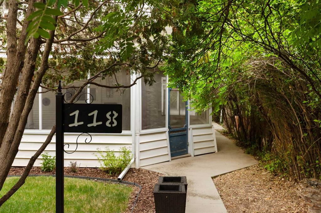 Picture of 118 2 Street SW, Medicine Hat Real Estate Listing
