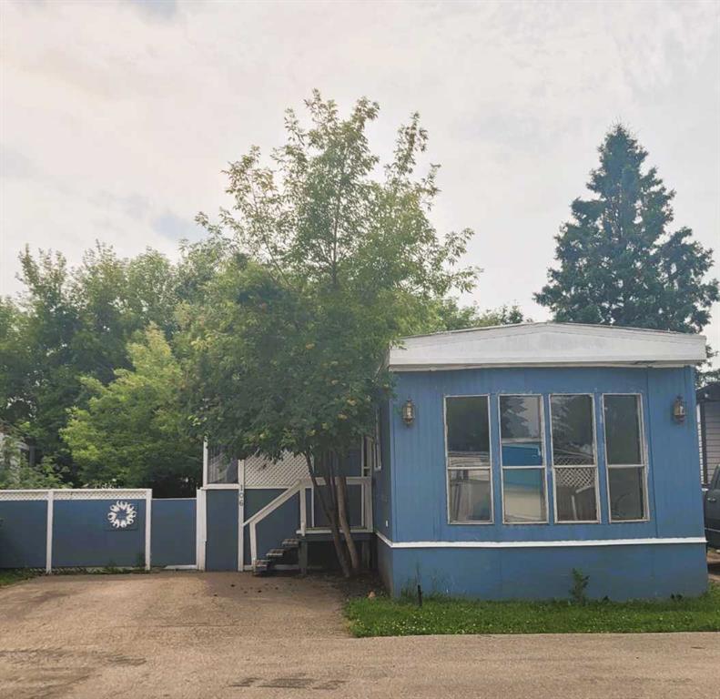 Picture of 106, 5029 34 Street , Red Deer Real Estate Listing