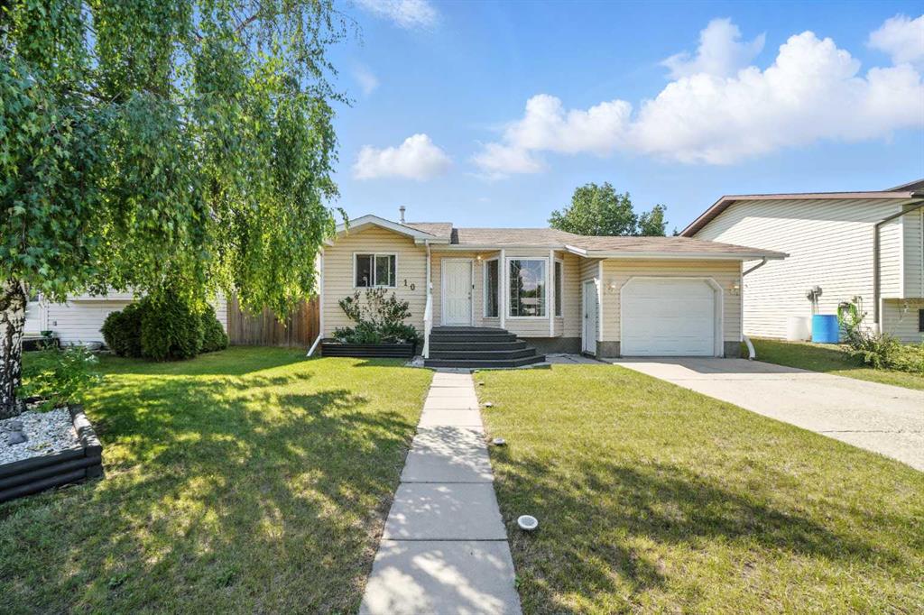 Picture of 10 Sunridge Avenue , Blackfalds Real Estate Listing