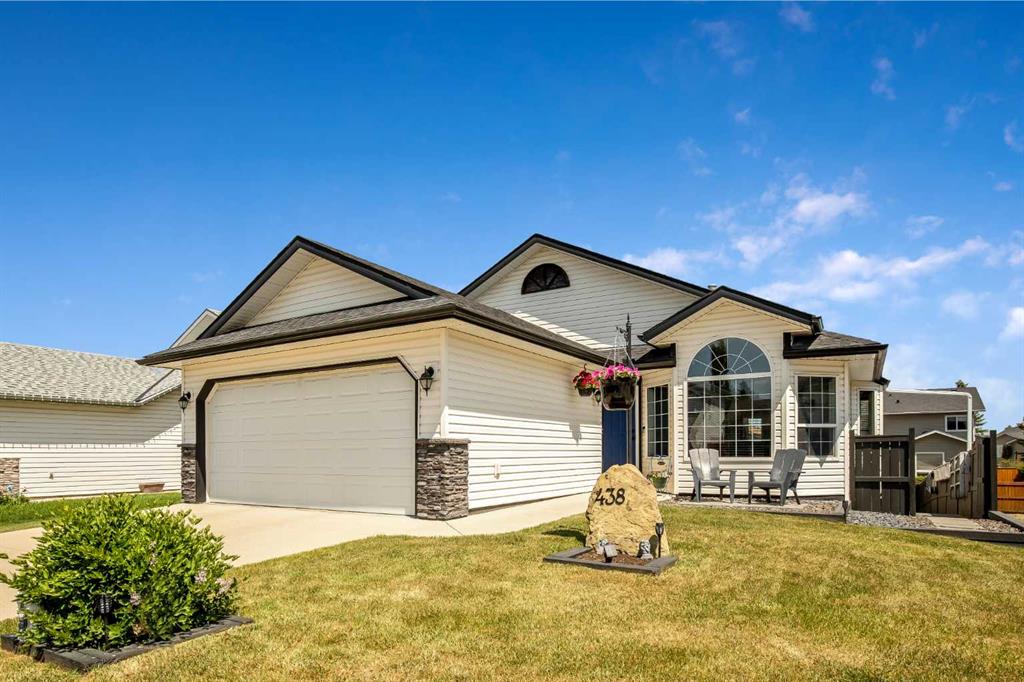 Picture of 438 Sheep River Point , Okotoks Real Estate Listing