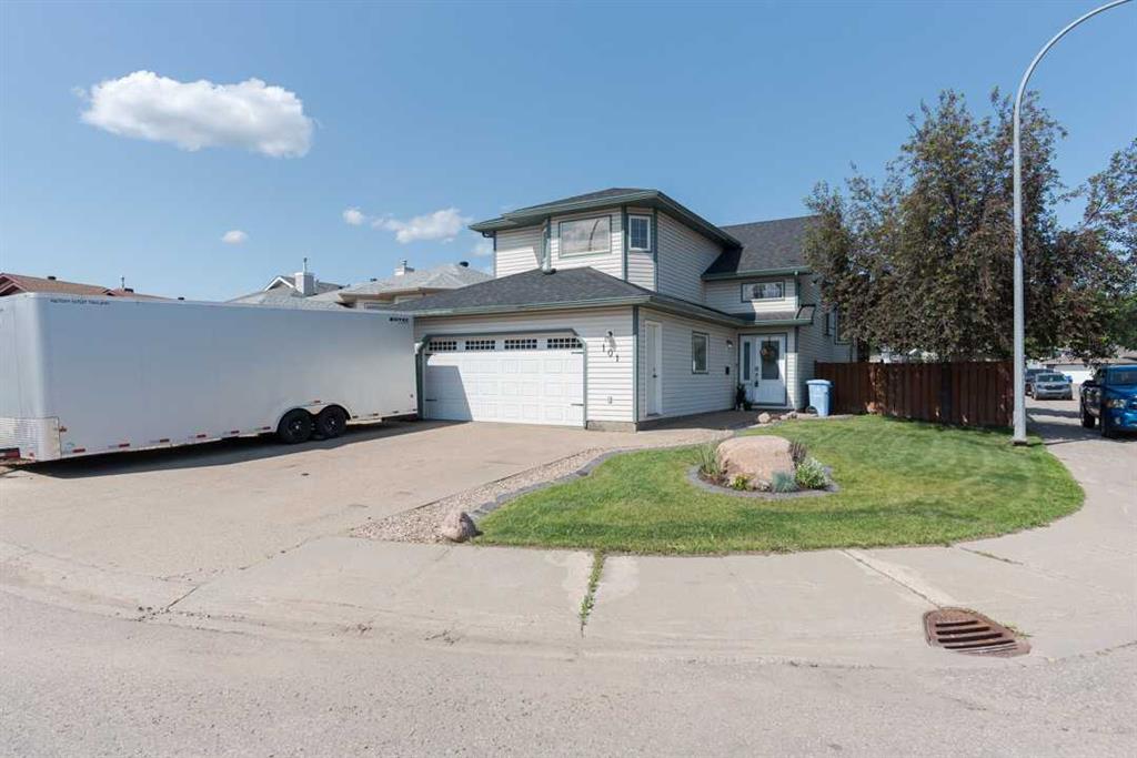 Picture of 101 Williams Garden , Fort McMurray Real Estate Listing