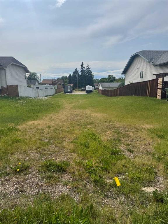 Picture of 3914 45A Street  , Ponoka Real Estate Listing
