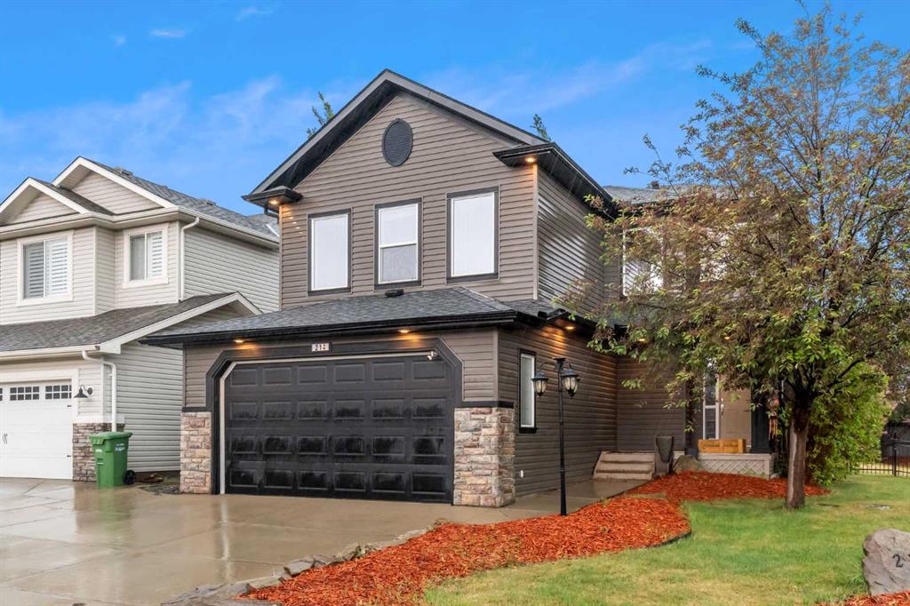 Picture of 214 Thornleigh Close SE, Airdrie Real Estate Listing