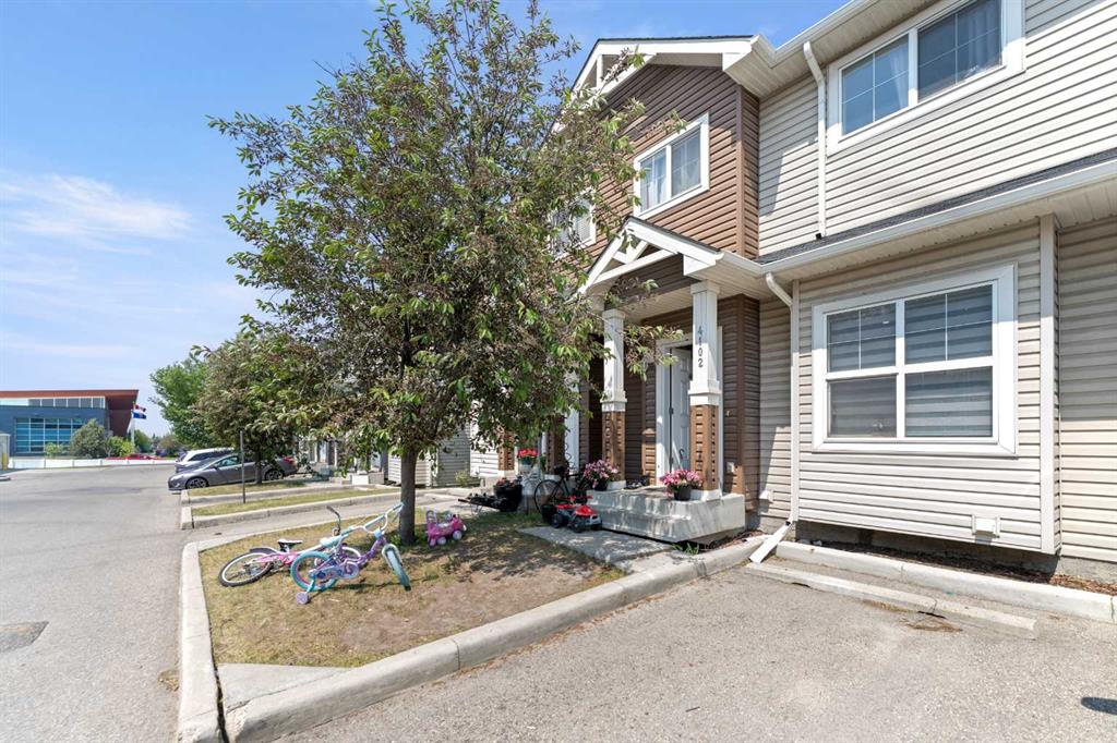 Picture of 4102, 111 Tarawood Lane NE, Calgary Real Estate Listing