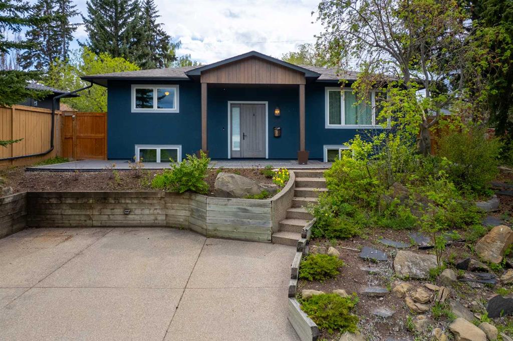 Picture of 101 Wimbledon Crescent SW, Calgary Real Estate Listing