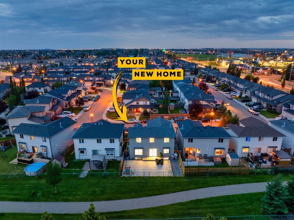 Picture of 209 Luxstone Road SW, Airdrie Real Estate Listing