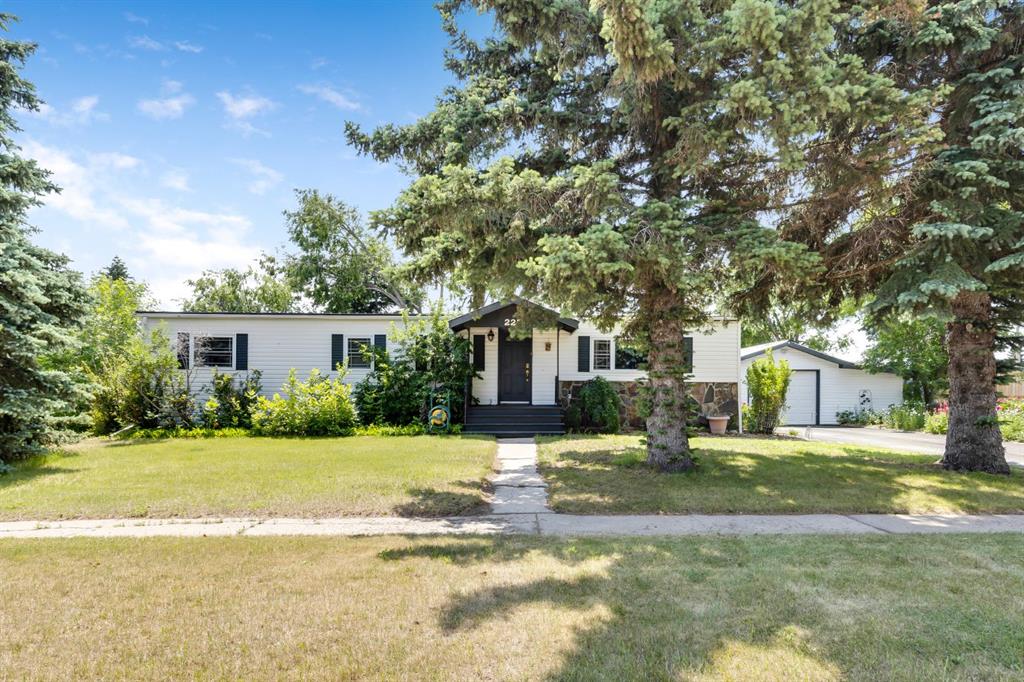 Picture of 227 2nd Avenue W, Rockyford Real Estate Listing