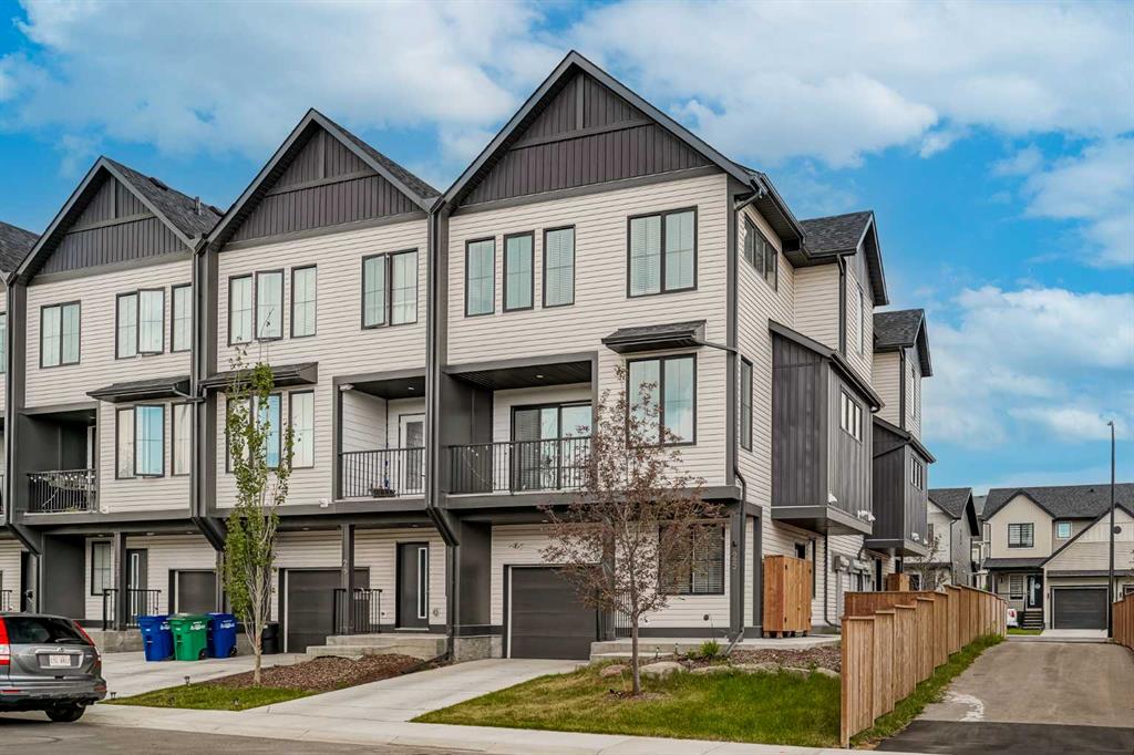 Picture of 25 South Point Manor SW, Airdrie Real Estate Listing
