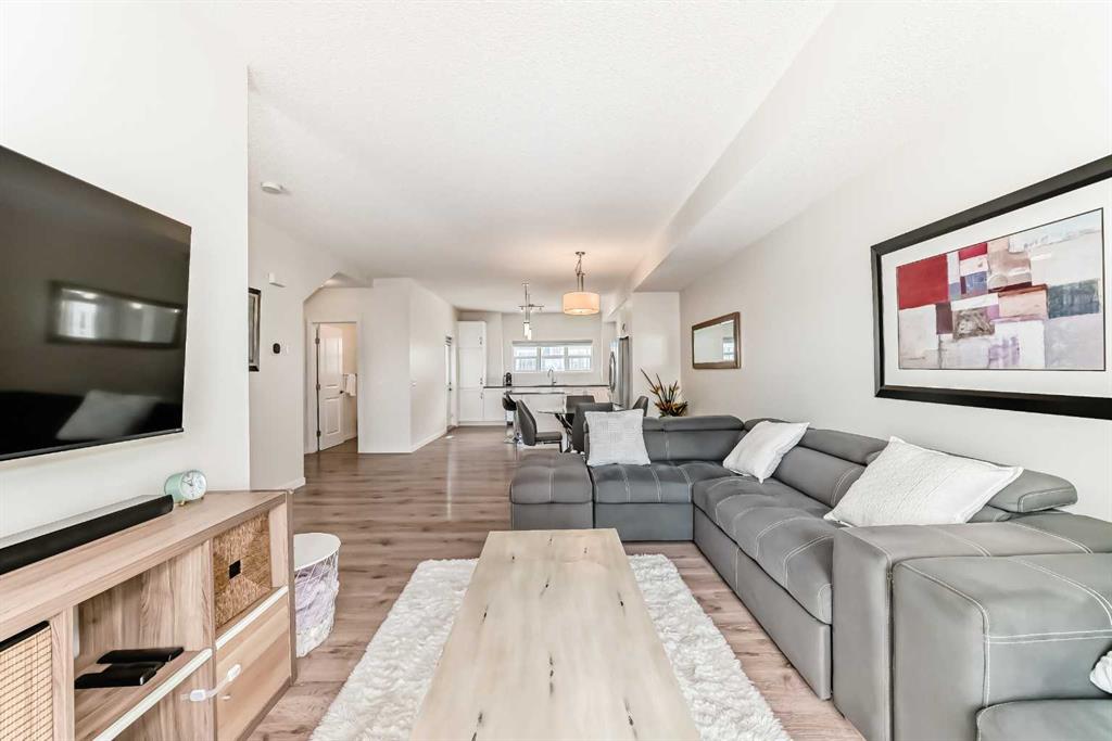 Picture of 177 Nolancrest Common NW, Calgary Real Estate Listing