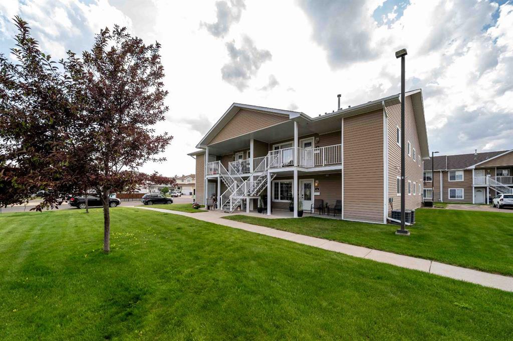 Picture of 6 Northlands Lane NE, Medicine Hat Real Estate Listing