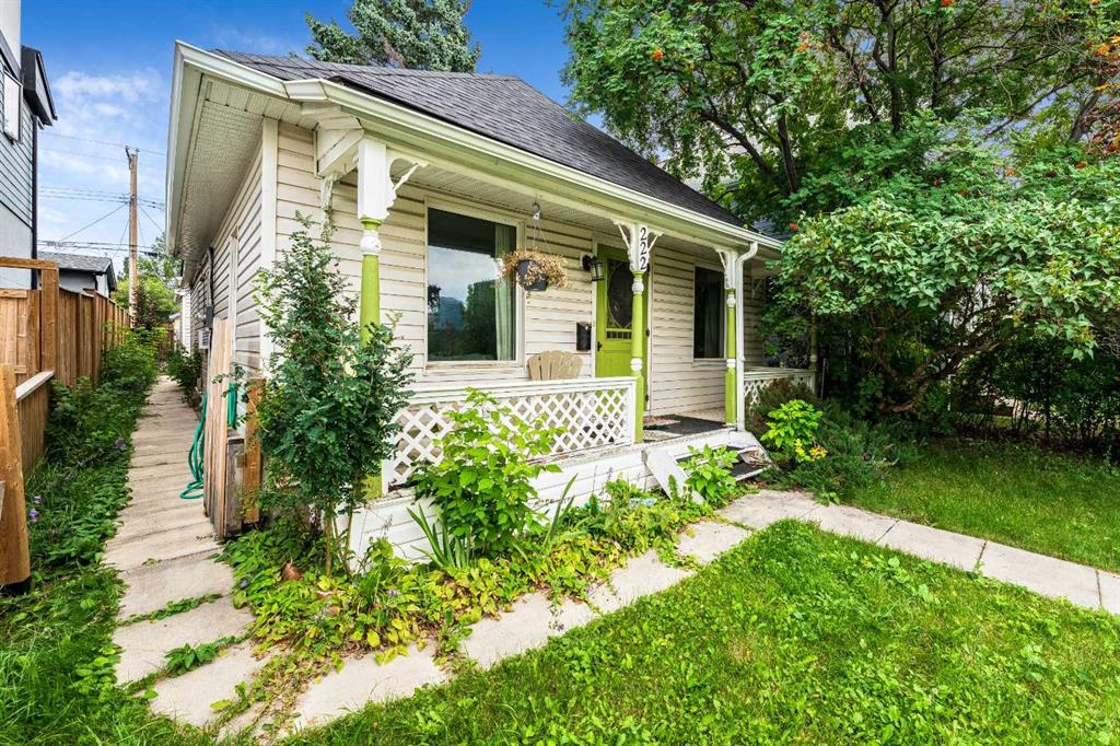Picture of 222 6A Street NE, Calgary Real Estate Listing