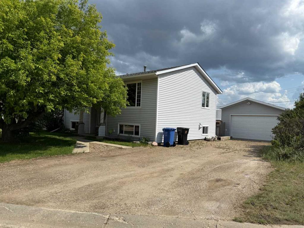 Picture of 4507 48 Avenue , Grimshaw Real Estate Listing