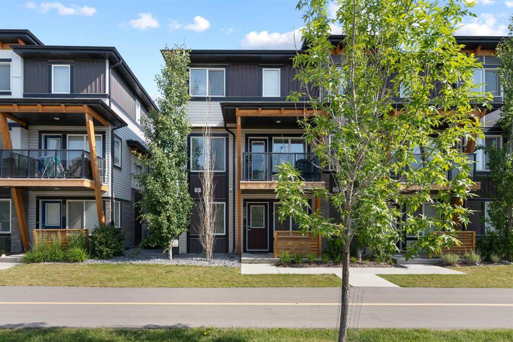 Picture of 566 Savanna Boulevard NE, Calgary Real Estate Listing