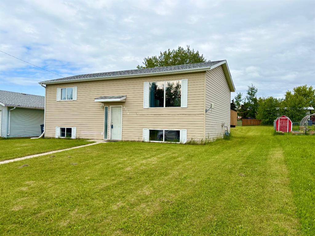Picture of 4736 49 Street , Caroline Real Estate Listing