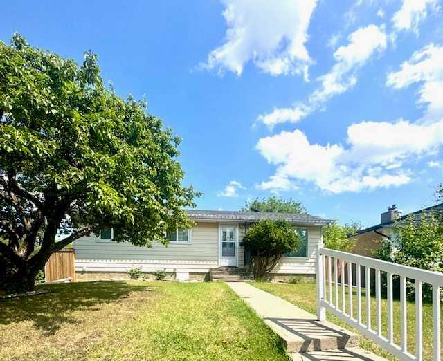 Picture of 10425 96A Street , Grande Prairie Real Estate Listing