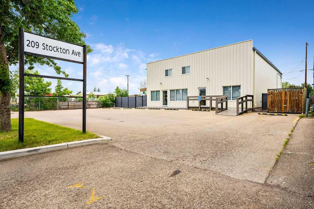 Picture of 209 Stockton Avenue , Okotoks Real Estate Listing