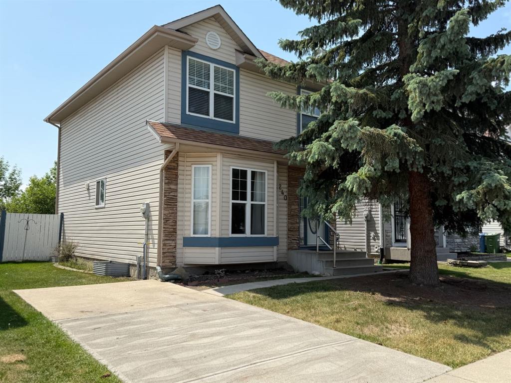 Picture of 240 Harvest Rose Circle NE, Calgary Real Estate Listing