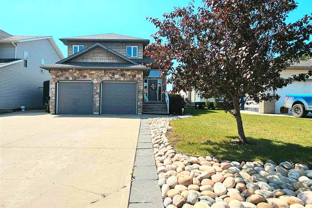 Picture of 68 Pinnacle Lake Drive , Grande Prairie Real Estate Listing