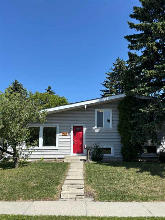 Picture of 272 Acadia Drive SE, Calgary Real Estate Listing