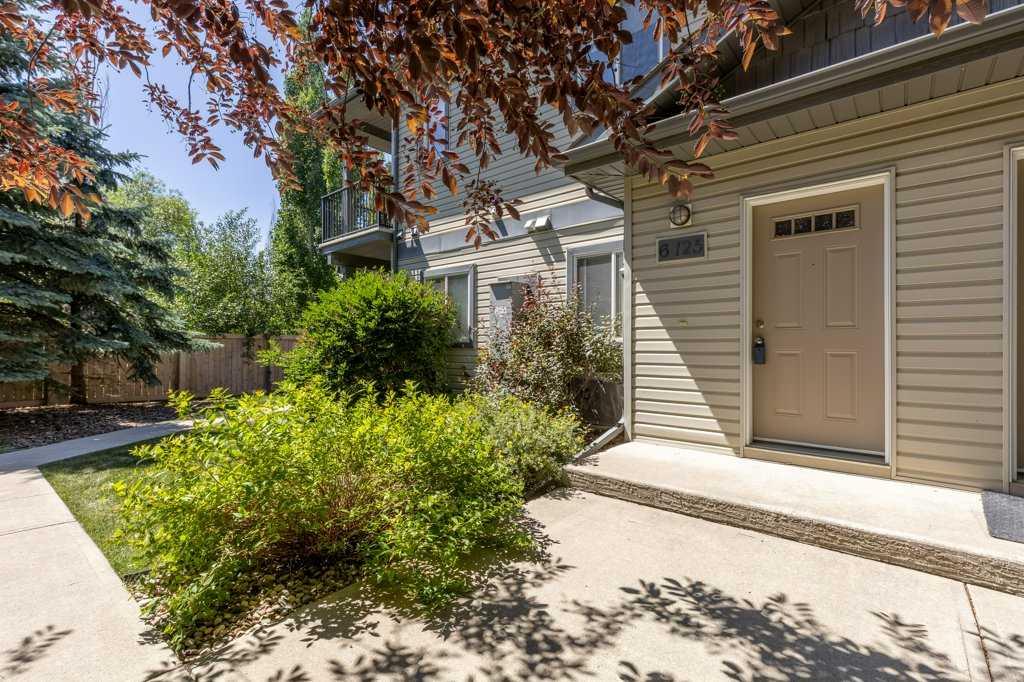 Picture of 6, 125 Silkstone Road W, Lethbridge Real Estate Listing