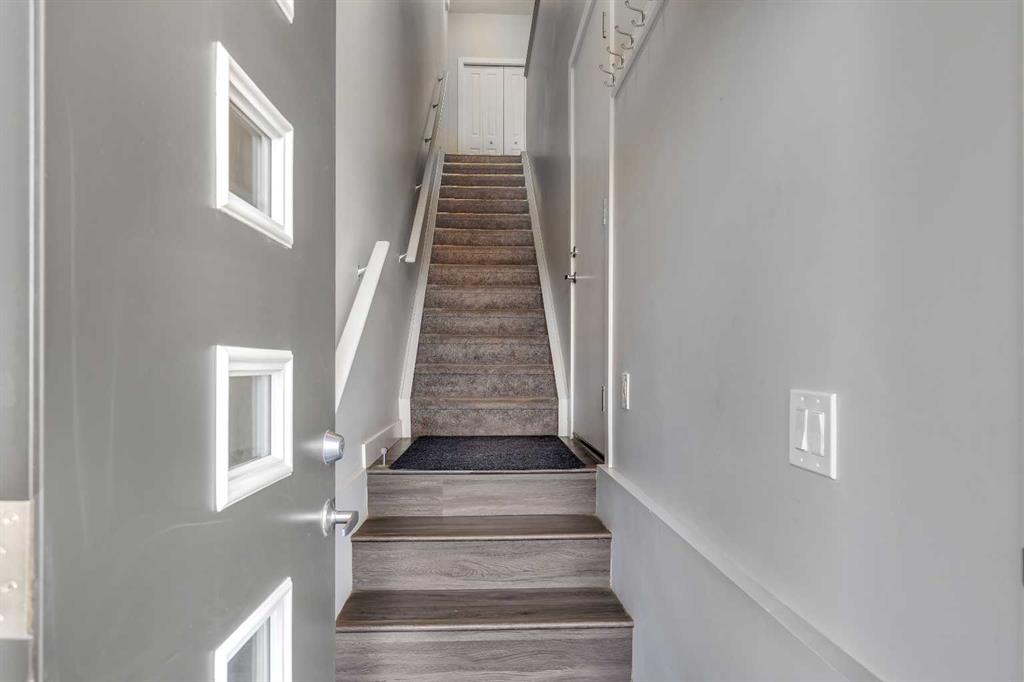Picture of 154 Seton Passage SE, Calgary Real Estate Listing