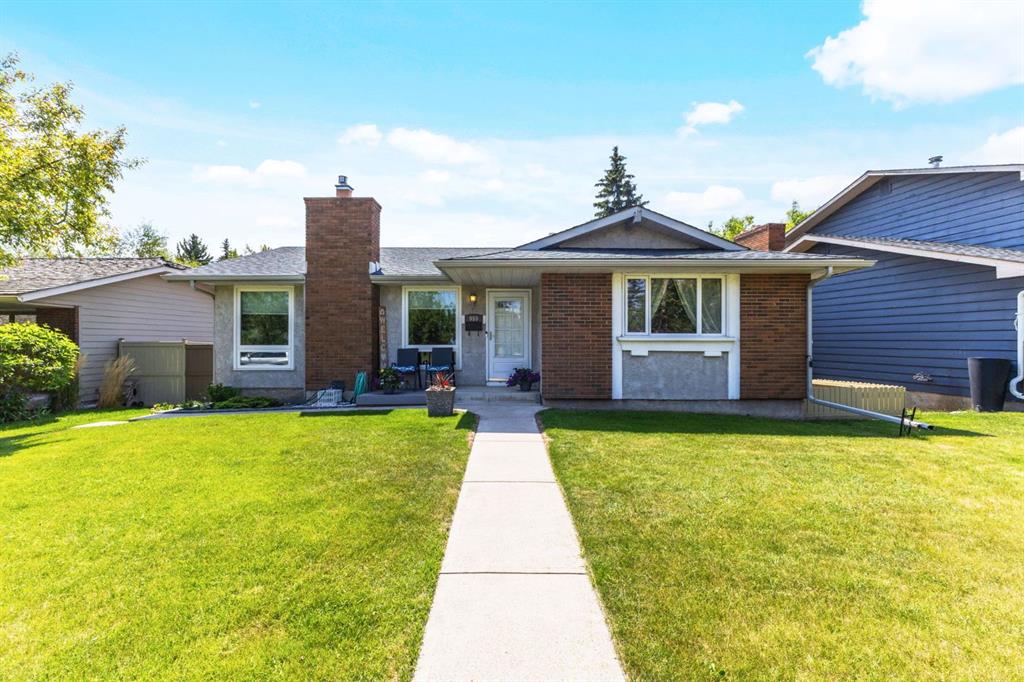 Picture of 959 Parkwood Way SE, Calgary Real Estate Listing