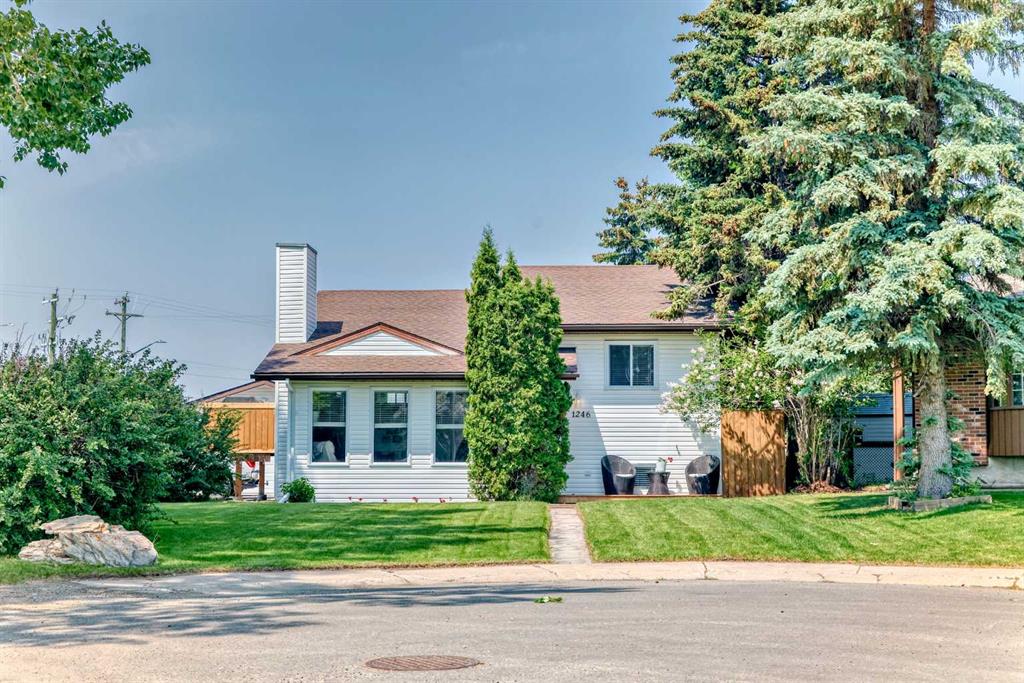 Picture of 1246 Osler Avenue , Crossfield Real Estate Listing