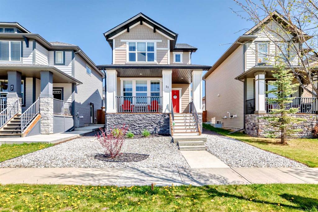 Picture of 51 Heritage Boulevard , Cochrane Real Estate Listing