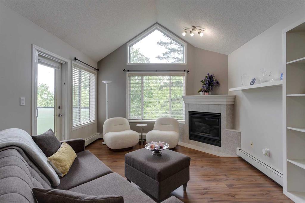 Picture of 410, 20 Sierra Morena Mews SW, Calgary Real Estate Listing