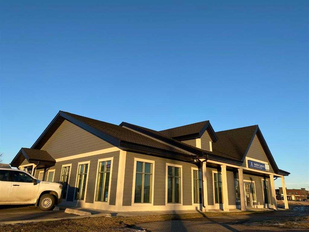 Picture of 14, 620 1 Avenue NW, Airdrie Real Estate Listing