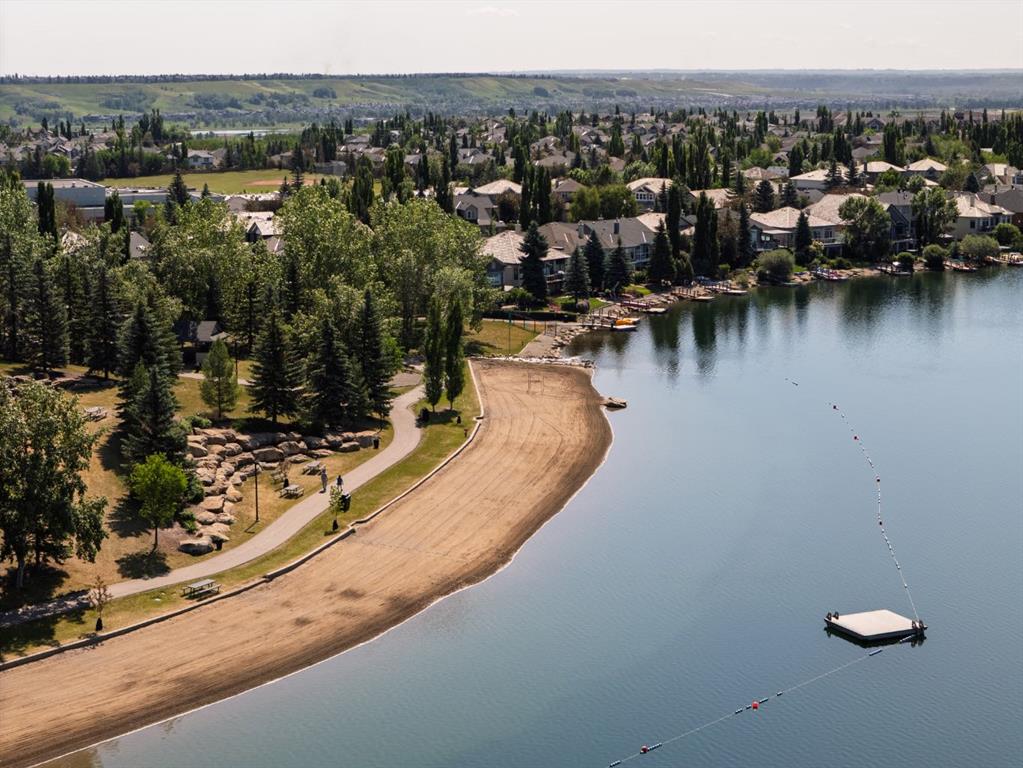 Picture of 69 Chapalina Manor SE, Calgary Real Estate Listing