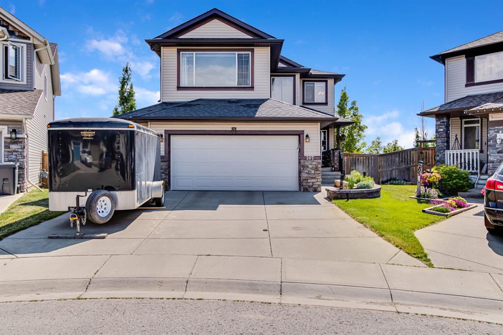 Picture of 207 Westmount Bay , Okotoks Real Estate Listing