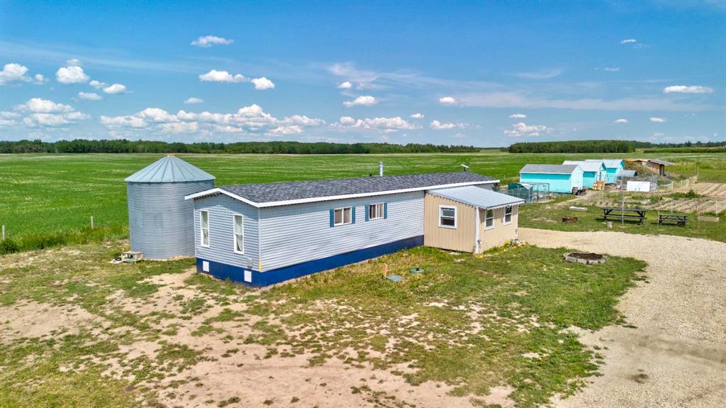 Picture of 703009 95 Range , Rural Grande Prairie No. 1, County of Real Estate Listing